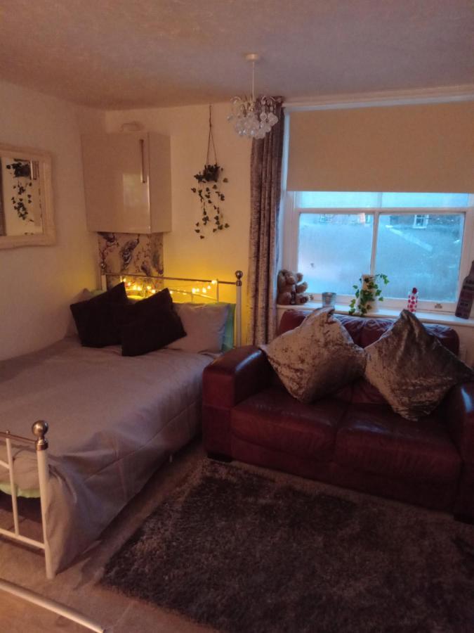 Little Dorrit Studio Flat 5 Rochester Me1 1Xz Strood Esterno foto